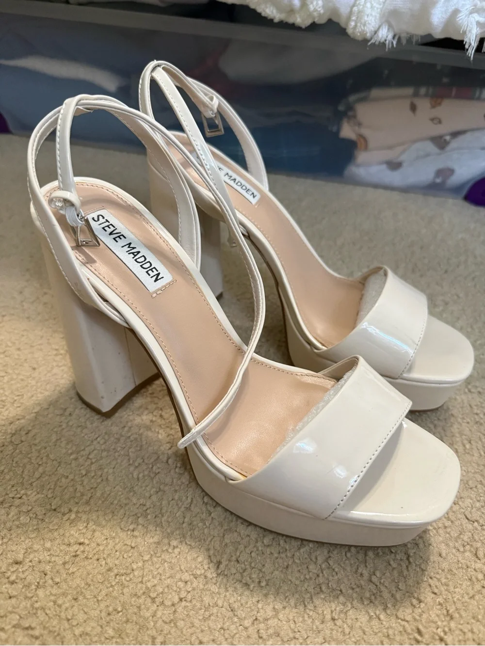Steve Madden Lessa Bone Patent Platform Block Heels Size 9.5